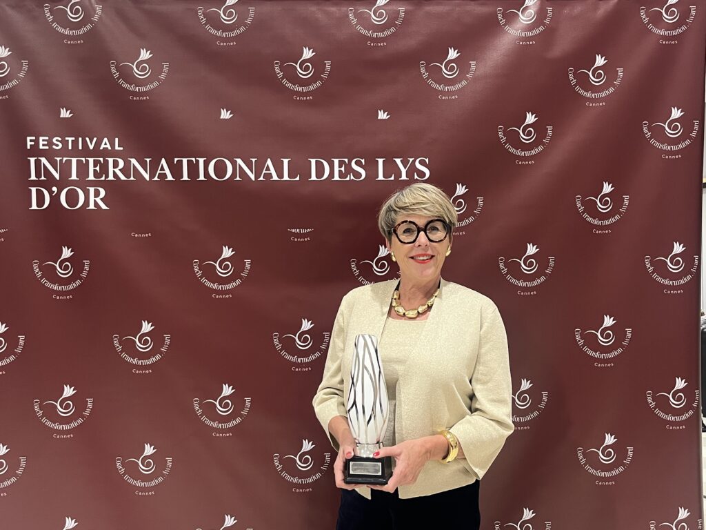 Sandrine Mercy, lauréate du Prix Lys d’Or – catégorie Parentalité, Éducation et Transmission