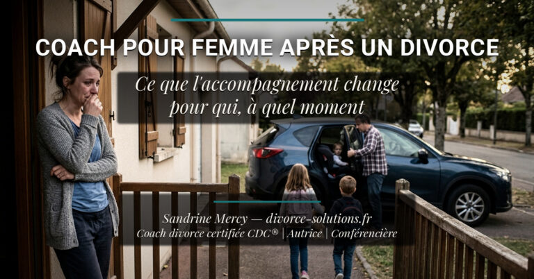 Coach pour femme après un divorce : une mère regarde ses enfants partir avec leur père